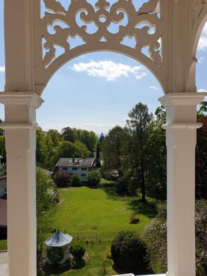 Property grounds - Hotel Villa Sisi (Poecking)