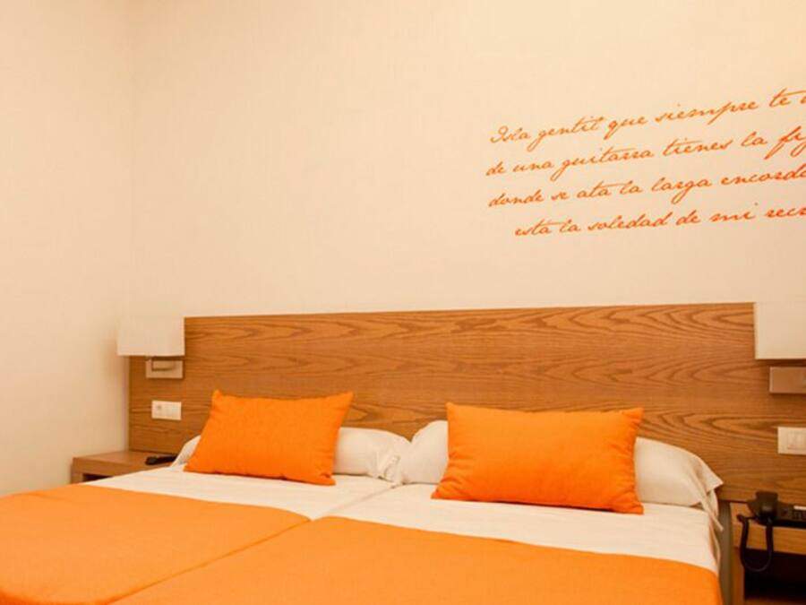 Dobbeltrom | Minibar, safe på rommet og wi-fi (inkludert)