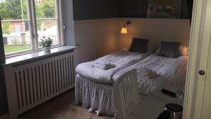 Unclassified image, 4 of 18, button - Our House Bed & Breakfast (Ystad)
