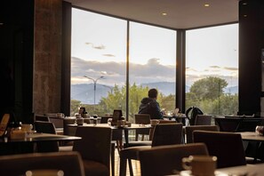 Breakfast, lunch and dinner served - Wyndham Costa del Sol Cajamarca (Cajamarca)