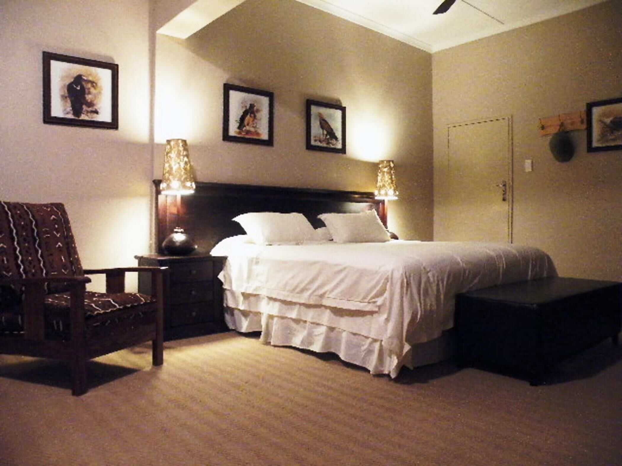 Minibar, in-room safe, blackout curtains, free WiFi