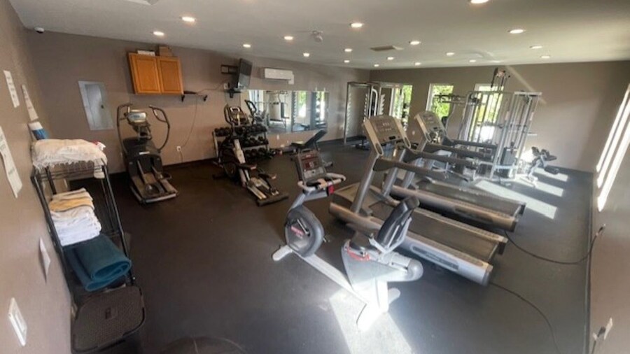 Bell's Extended Stay and Suites