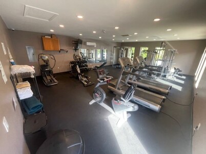 Bell's Extended Stay and Suites