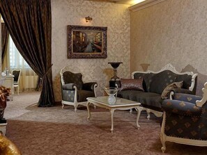Presidential Suite | Living room