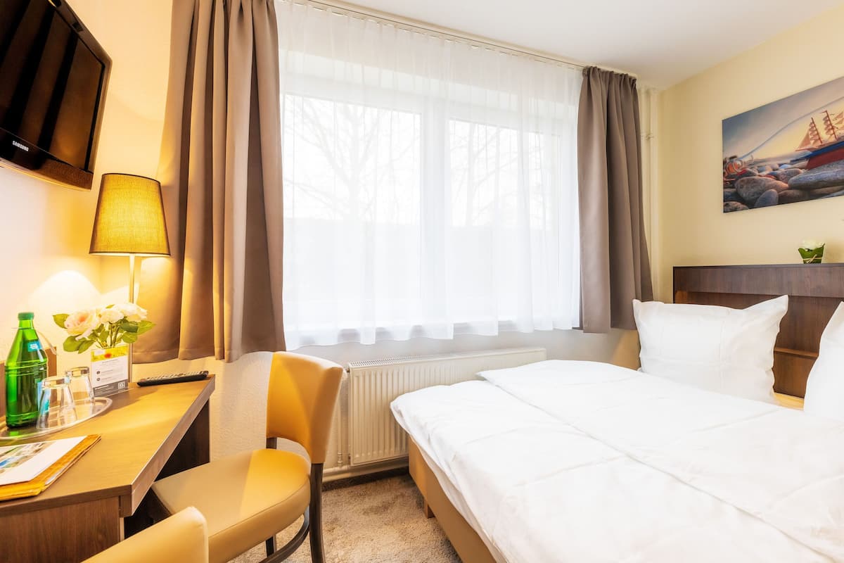 Couette en duvet, bureau, espace de travail pour ordinateurs portables