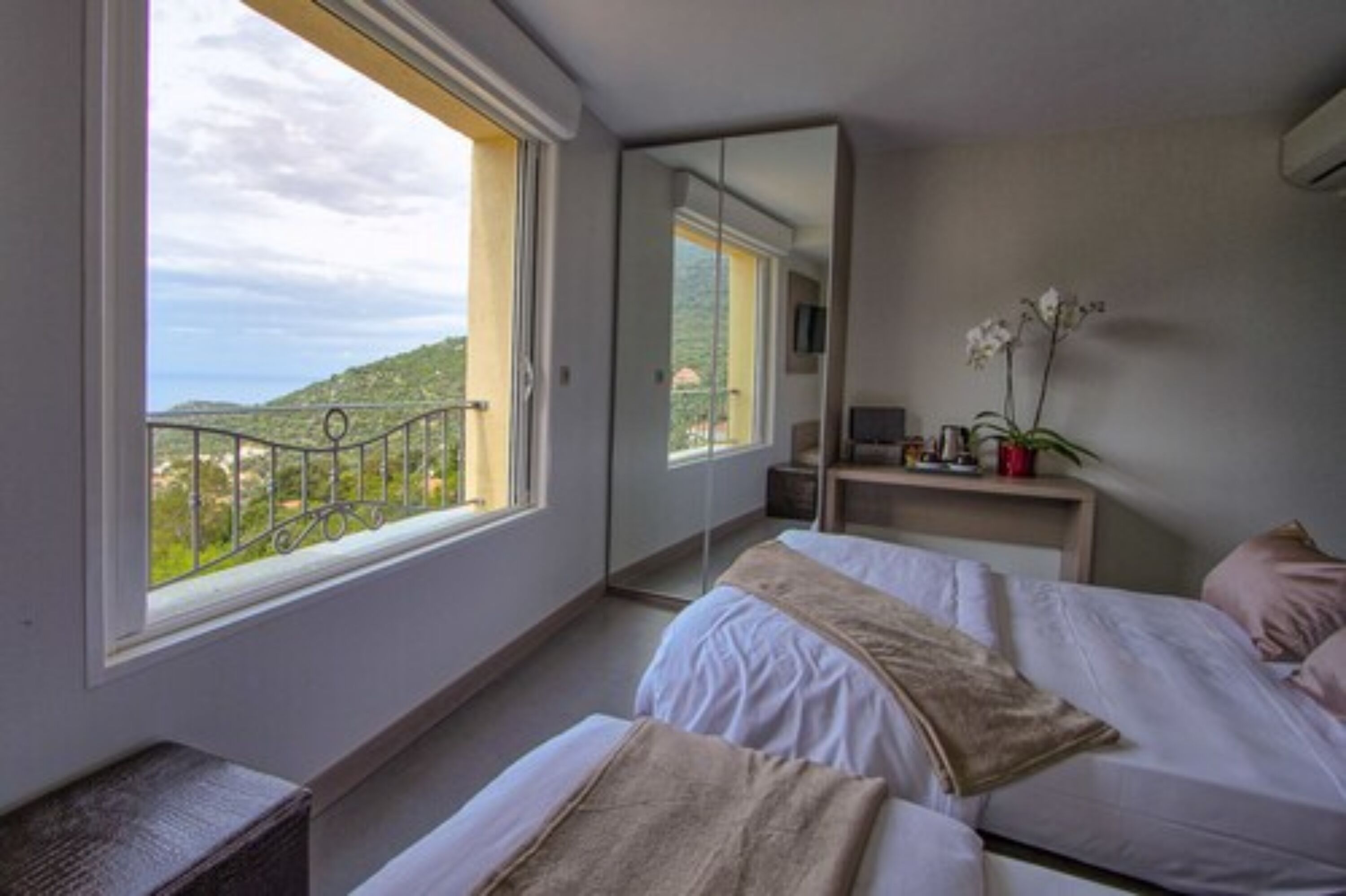 superior triple room, sea view | premium bedding, desk, soundproofing, iron/ironing board