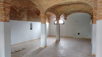 Cour