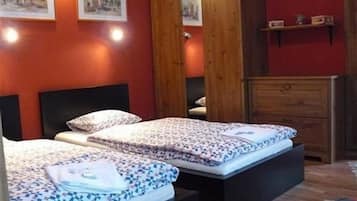 Tempur-Pedic beds, minibar, in-room safe, individually decorated