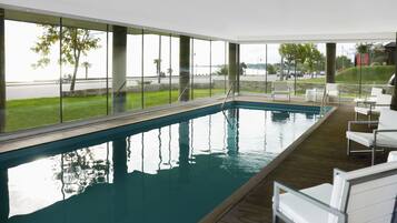 Innenpool, Außenpool (je nach Saison geöffnet)