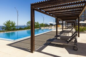 Indoor pool, seasonal outdoor pool