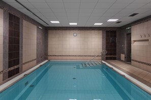 Indoor pool - Spa Hotel Savoy (Frantiskovy Lazne)
