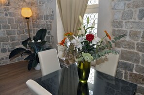In-room dining - Grisogono Palace Heritage Residence (Split)