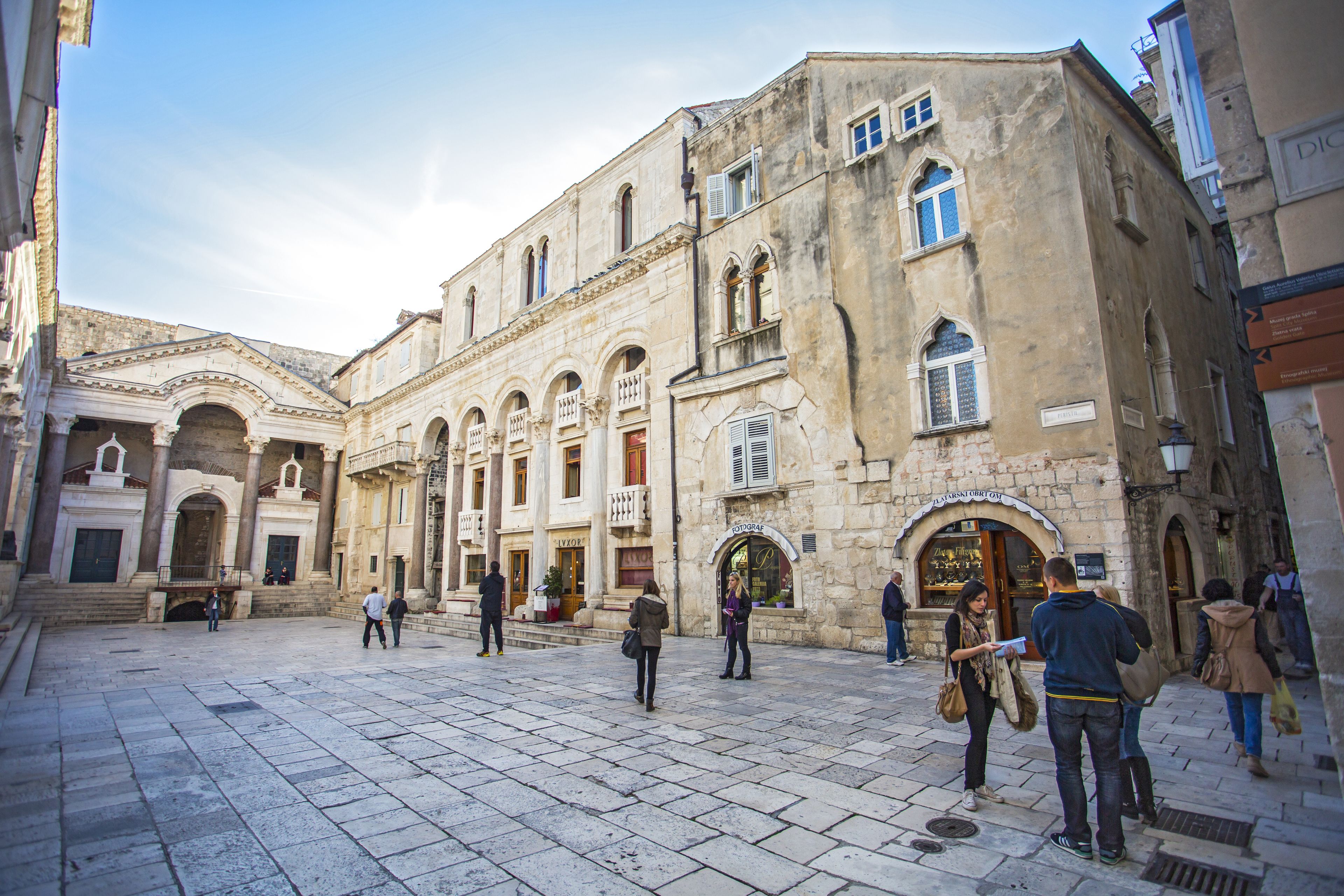 Façana frontal de l'allotjament