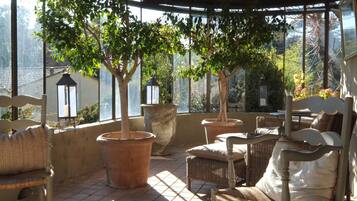 Suite, vista al jardín (Isadora) | Minibar, decoración personalizada, cunas y camas extra