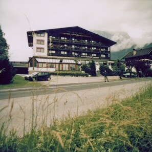 Esterni