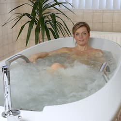 Sauna, trattamenti per il corpo, idroterapia, aromaterapia