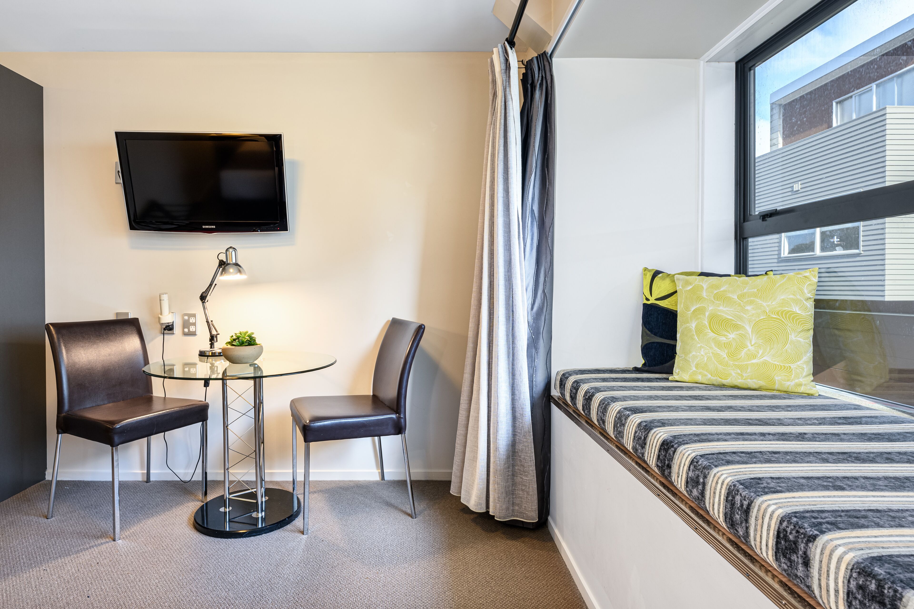 32-inch flat-screen tv with satellite channels, tv