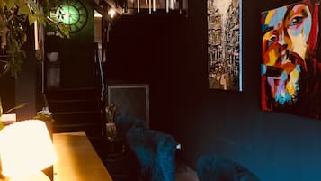 Pintu masuk interior