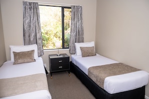 Apartment, 2 Bedrooms | 1 bedroom, premium bedding, pillowtop beds, individually furnished