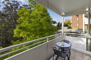 Executive Studio with Balcony | Balcony - Nesuto Pennant Hills (Pennant Hills)