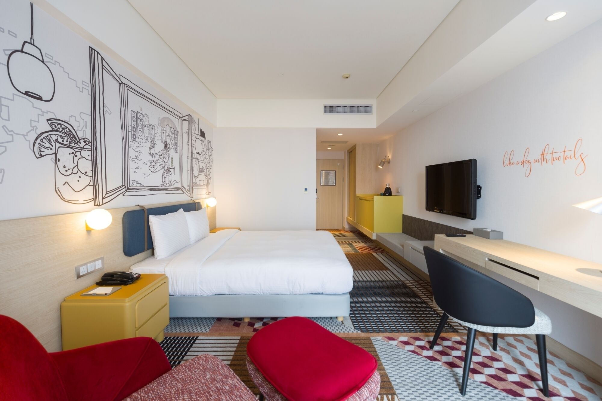 double room | 1 bedroom, down duvets, pillow-top beds, in-room safe