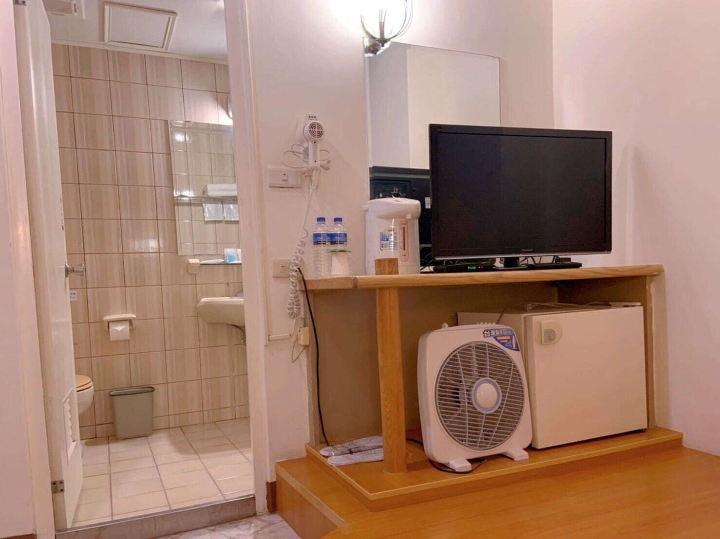 双床房, 2 张单人床 | 浴室 | 淋浴/盆浴组合、深泡浴缸、免费洗浴用品、吹风机