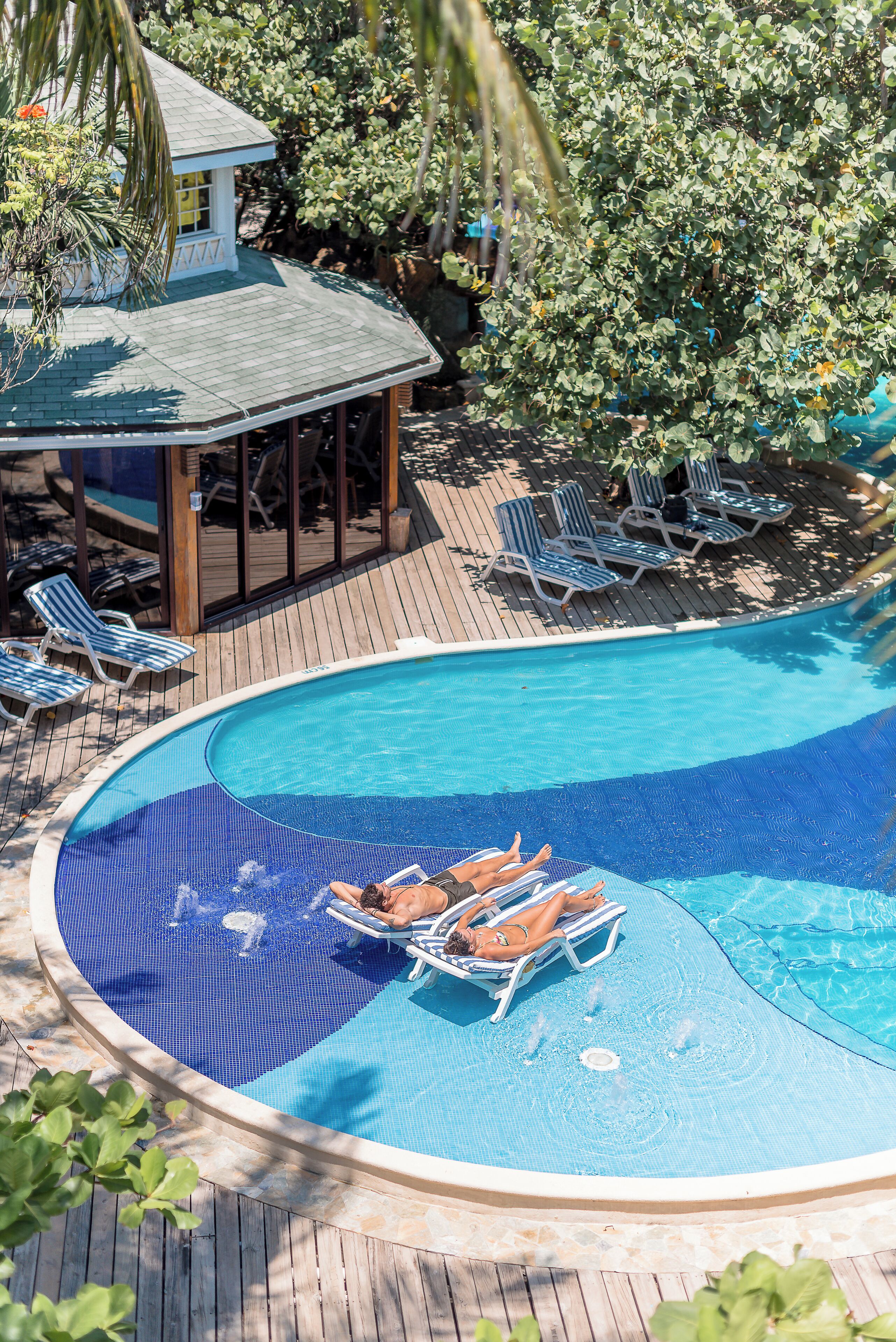 2 outdoor pools, pool umbrellas, sun loungers