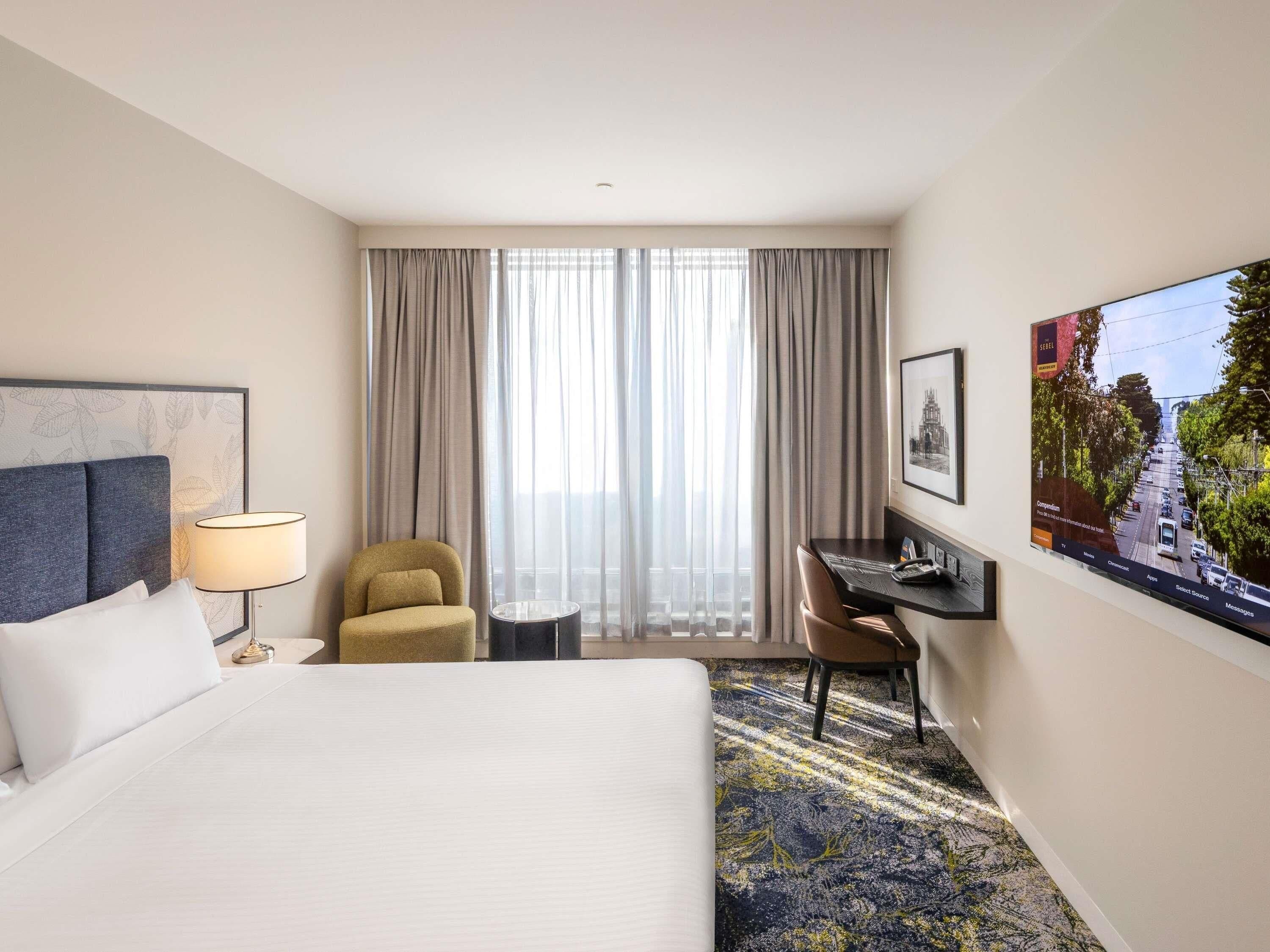 Superior Room, 1 King Bed | Premium bedding, pillow-top beds, in-room safe, desk