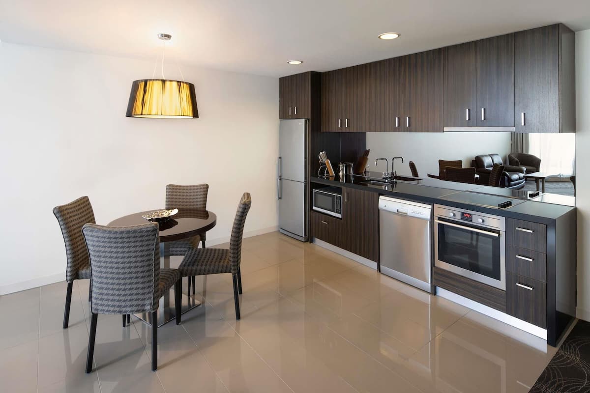 Apartment, 2 Bedrooms | Premium bedding, pillow-top beds, in-room safe, desk