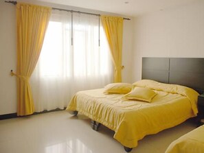 In-room safe, free WiFi