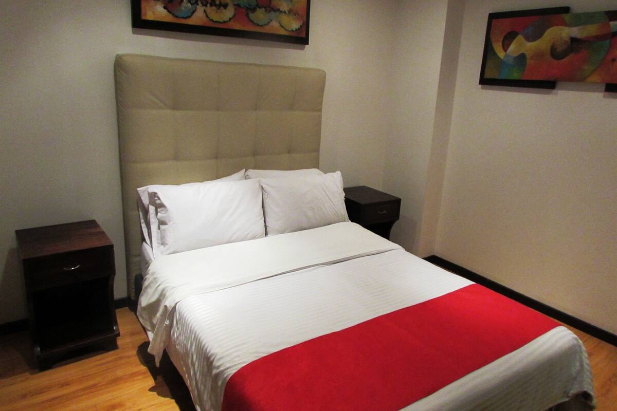 In-room safe, free WiFi