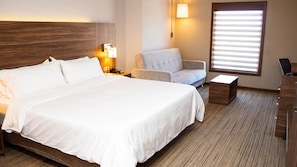 Suite, 1 King Bed (Top Floor)
