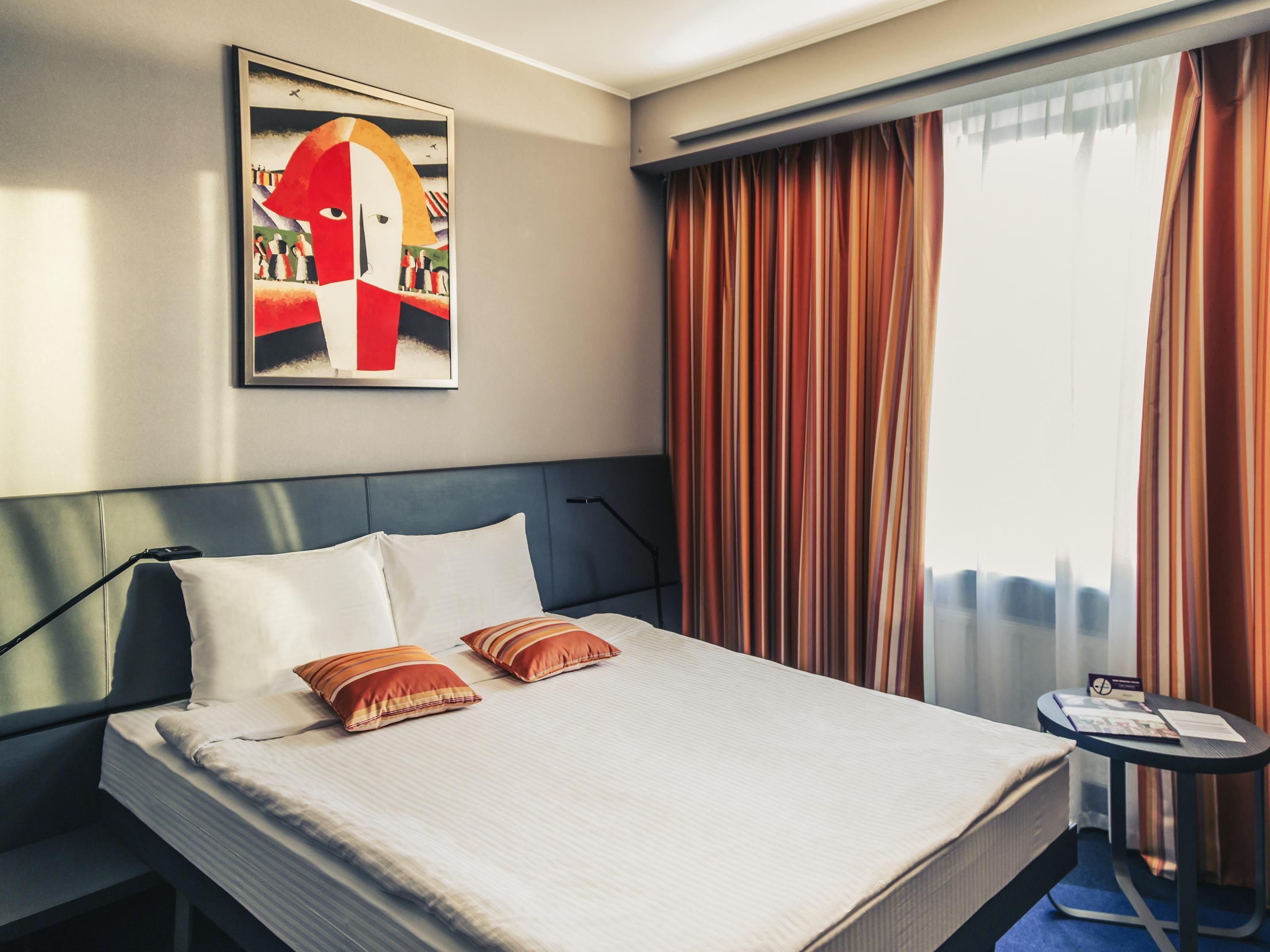 Habitación estándar doble, 1 cama doble | Ropa de cama hipoalergénica, colchones Select Comfort, minibar