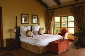 슈피리어 스위트, 킹사이즈침대 1개, 벽난로, 호숫가 | 객실 내 금고, 책상, 노트북 작업 공간, 무료 WiFi