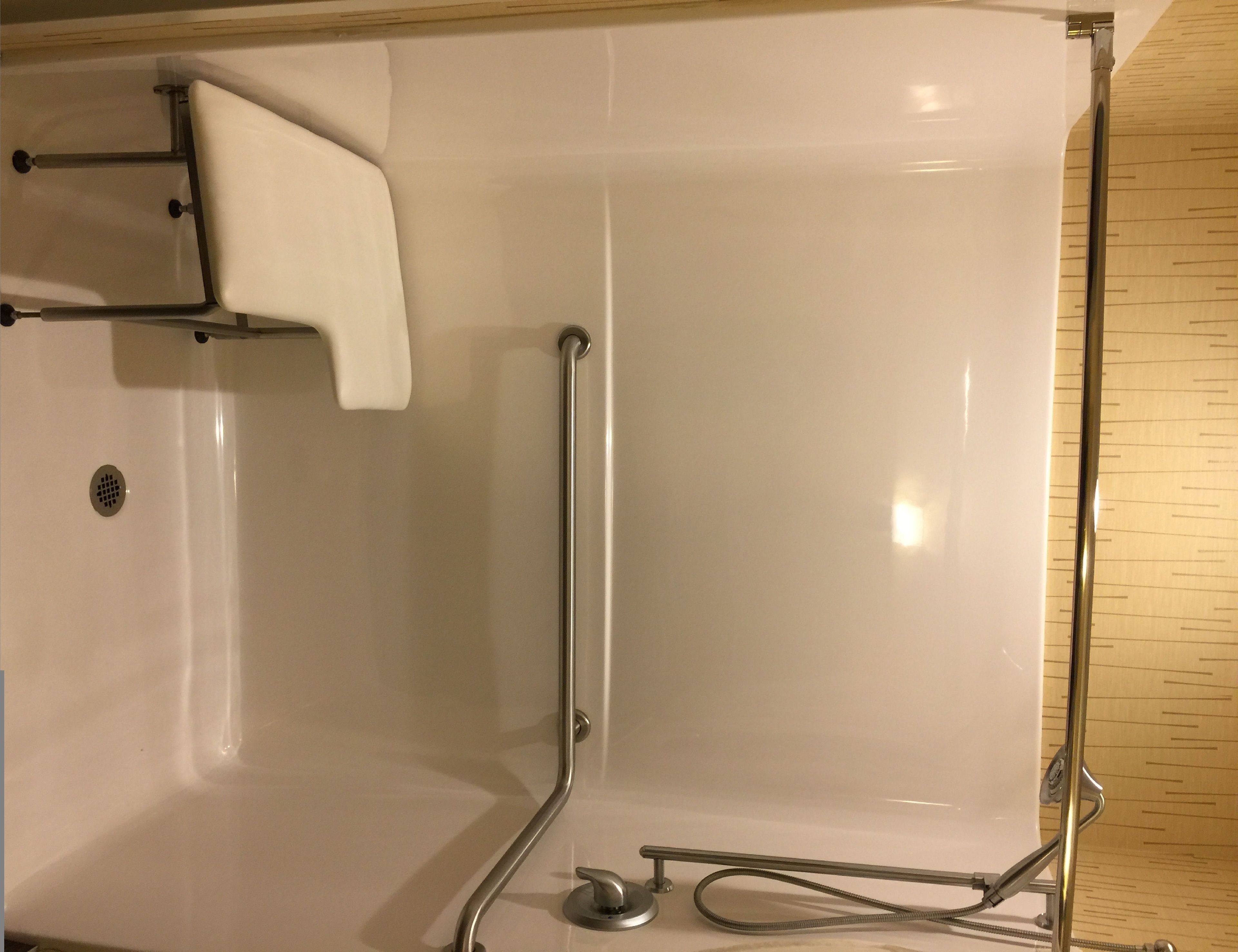 1 bedroom, in-room safe, desk, blackout curtains