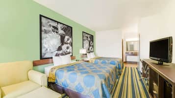 Bureau, fer et planche à repasser, lits bébé (gratuits)