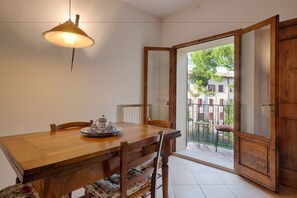 In-room dining - Donna Nobile (San Gimignano)