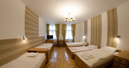 Brama Hostel