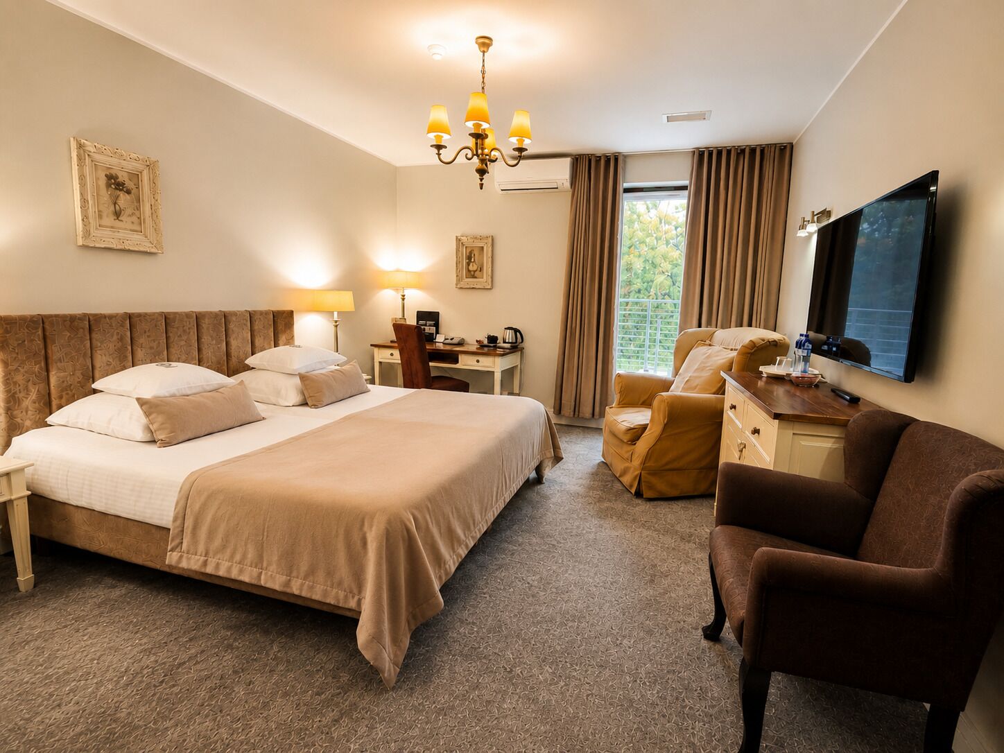 Deluxe Double Room | Desk, blackout drapes, iron/ironing board, WiFi (free)