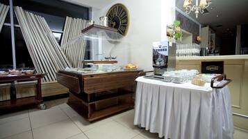 รวมอาหารเช้าแบบบุฟเฟ่ต์ ทุกวัน