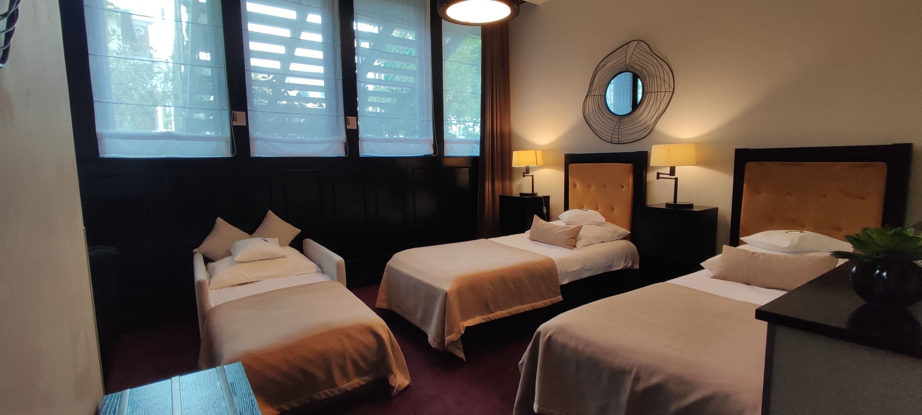 deluxe triple room | 1 bedroom, individually decorated, desk, blackout curtains