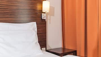 1 bedroom, premium bedding, minibar, in-room safe