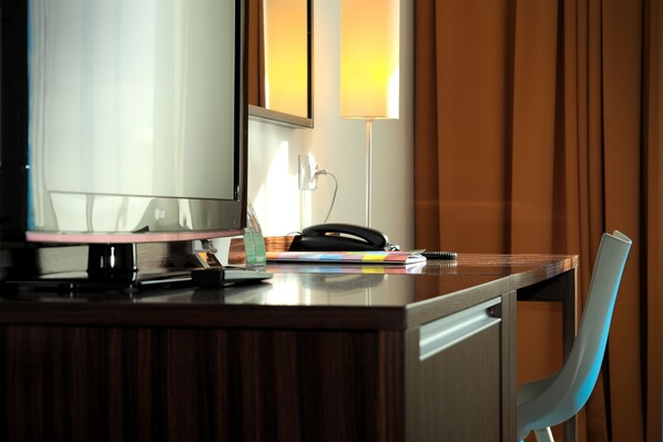 In-room business center