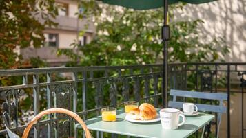 1 Bedroom Suite with terrace | Terraza o patio