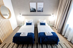 Standard Double or Twin Room | Bathroom | Shower, free toiletries, towels