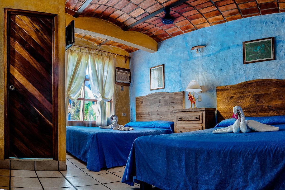 1 bedroom, in-room safe, bed sheets