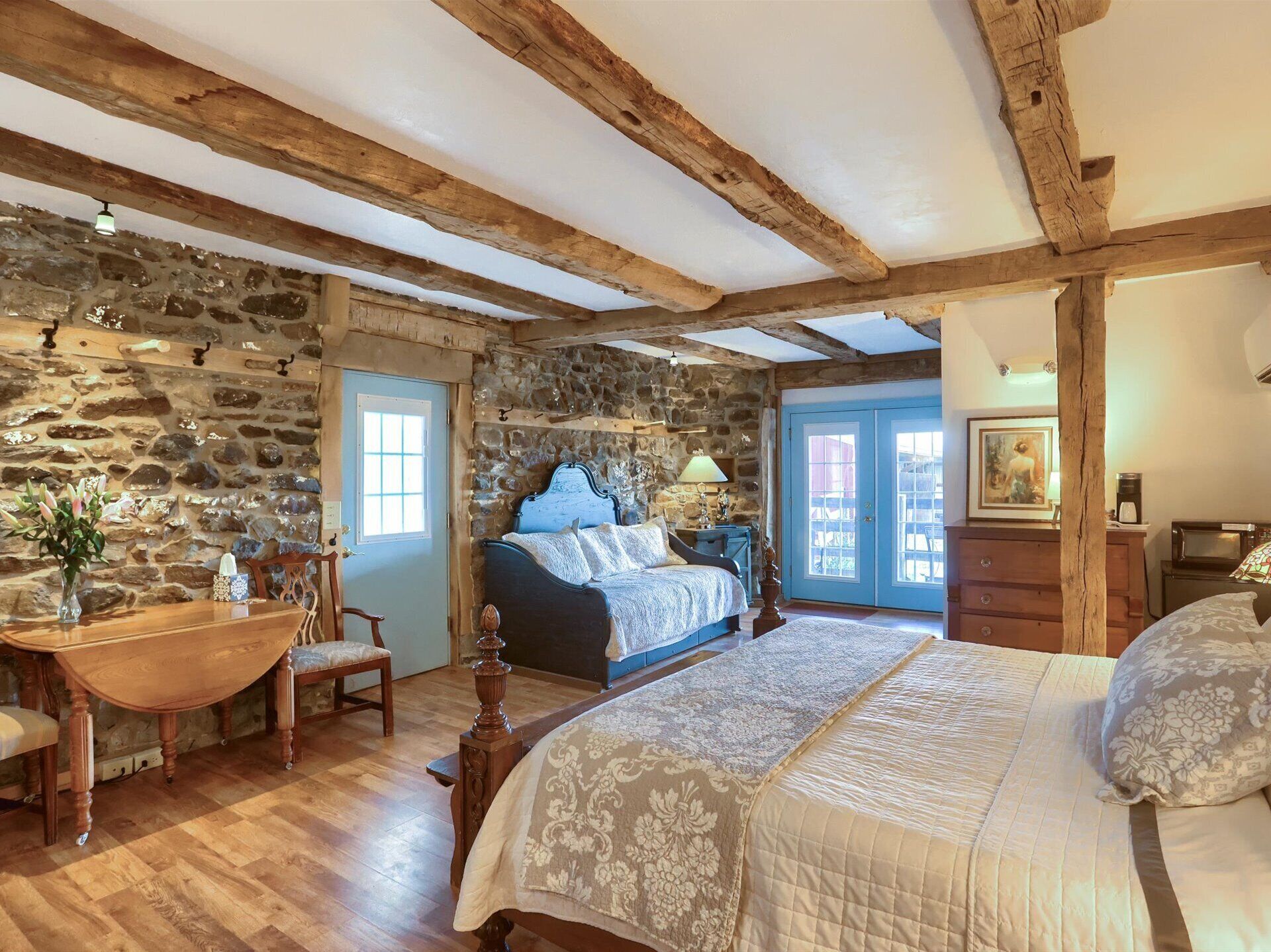 The Tack Room | Peralatan tempat tidur premium, tilam berlapik, seterika/papan seterika 