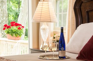 Room | 14 bedrooms, premium bedding, pillow-top beds, individually decorated - Caldwell House Bed & Breakfast (Salisbury Mills)