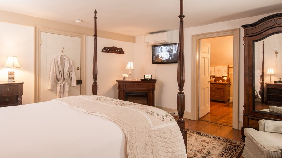 Caldwell House Bed & Breakfast