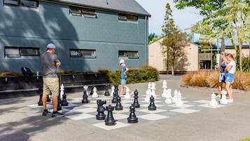 Children’s play area – outdoor